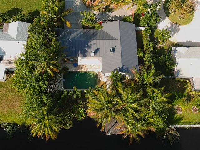 Home for sale at 14 NW 24th Street - photo 6822385