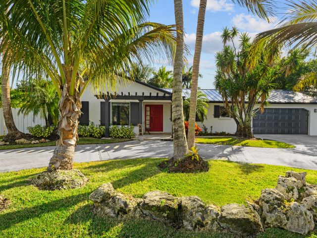 Home for sale at 14 NW 24th Street - photo 6822386