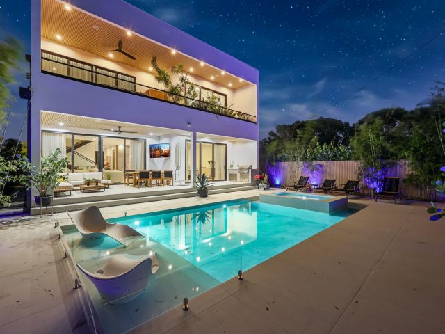 Home for sale at 1504 NE 6th Street - photo 6803733