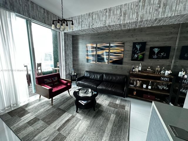 Apartment for rent  Unit # - photo 6797999