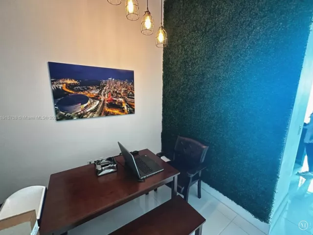 1-bedroom condo for rent in Miami -  - MondialRealty