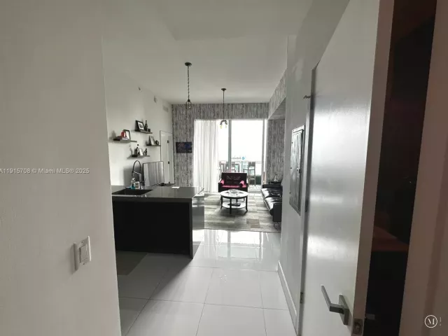 1-bedroom condo for rent in Miami -  - MondialRealty