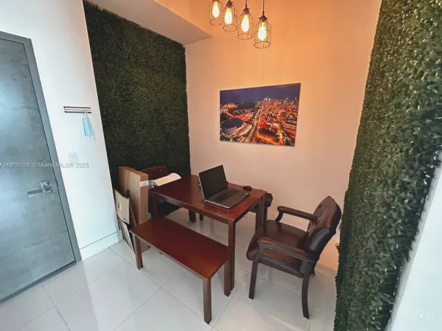 1-bedroom condo for rent in Miami -  - MondialRealty