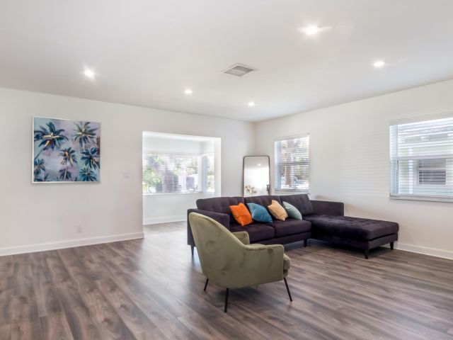 Home for rent at 121 George Bush Boulevard - photo 6798497