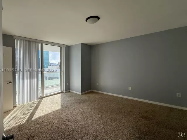 2-bedroom condo for rent in Miami - 50 Biscayne Blvd 3911 - MondialRealty