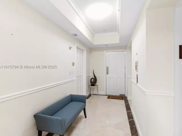 3-bedroom condo for sale in Sunny Isles Beach - 17875 Collins Ave 3305 - MondialRealty