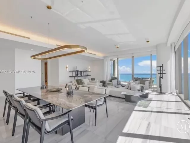 5-bedroom condo for sale in Sunny Isles Beach - 17901 Collins Ave 2604 - MondialRealty