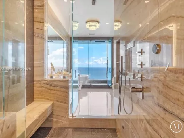 5-bedroom condo for sale in Sunny Isles Beach - 17901 Collins Ave 2604 - MondialRealty