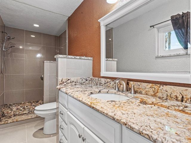 Home for sale at 5151 NE 8th Avenue - photo 6808195