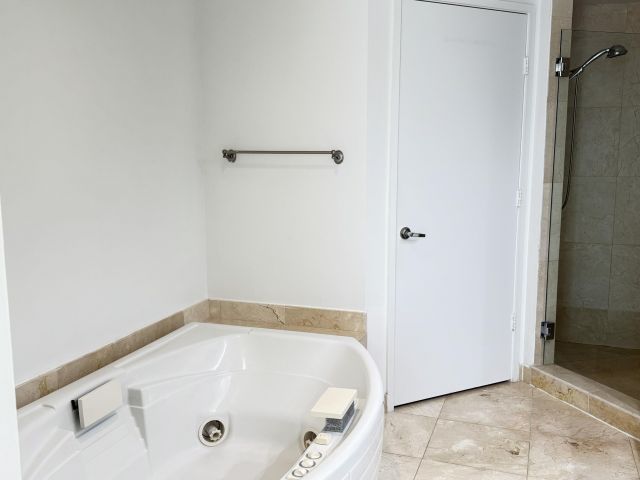 Apartment for rent  Unit ##1004 - photo 6799248