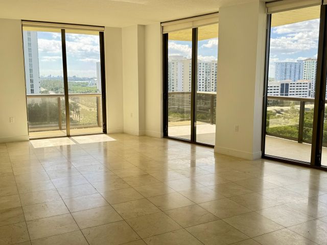 Apartment for rent  Unit ##1004 - photo 6799256