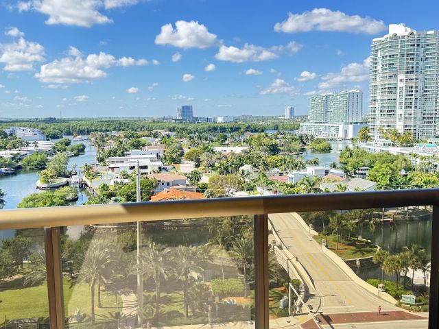 Apartment for rent  Unit ##1004 - photo 6799261