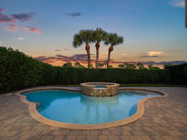 Home for sale at 15620 Glencrest Avenue - photo 6872671