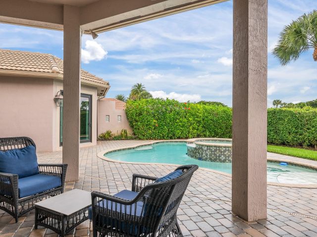 Home for sale at 15620 Glencrest Avenue - photo 6872689