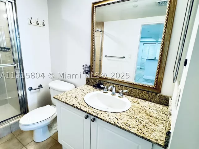 2-bedroom condo for sale in Aventura - 19501 W Country Club Dr 2310 - MondialRealty