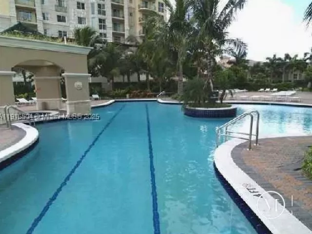 2-bedroom condo for sale in Aventura - 19501 W Country Club Dr 2310 - MondialRealty