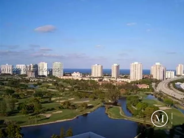 2-bedroom condo for sale in Aventura - 19501 W Country Club Dr 2310 - MondialRealty