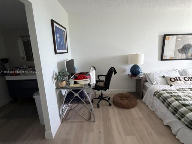 Apartment for sale  Unit #425 - photo 6798218