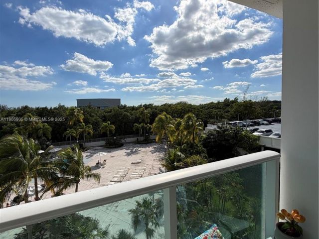 Apartment for sale  Unit #425 - photo 6798225