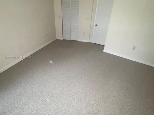 1-bedroom condo for rent in Aventura - 19501 W Country Club Dr PH-06 - MondialRealty