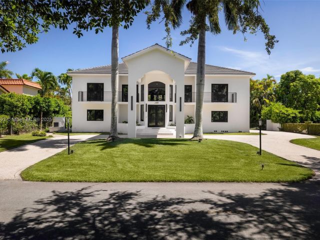 Home for sale at 6220 SW 144th St - photo 7535501