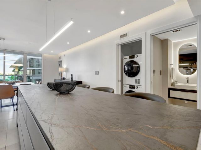 Apartment for rent  Unit #634 - photo 6801835