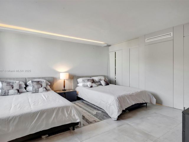 Apartment for rent  Unit #634 - photo 6801845