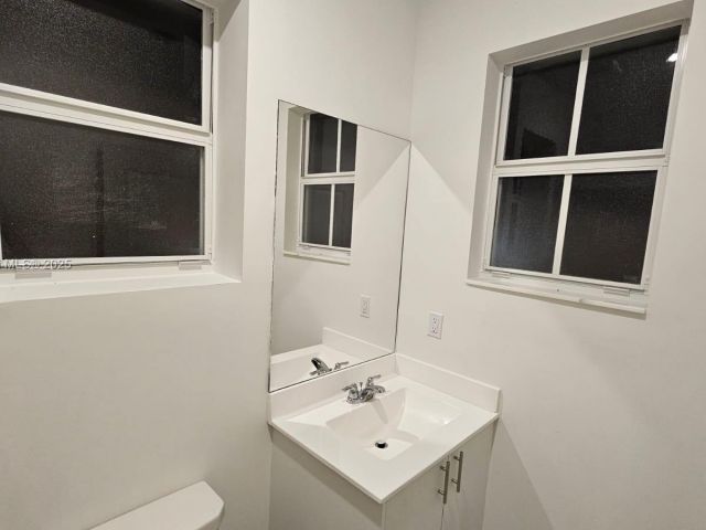 3-bedroom home for rent in Homestead - 2618 SE 27th Ct 2618 - MondialRealty