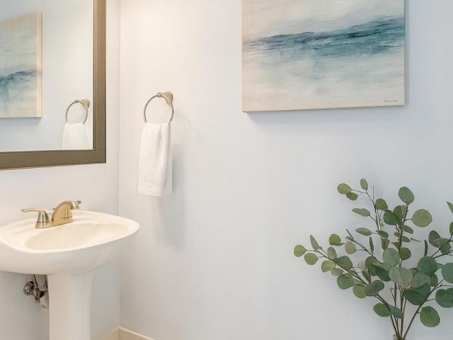 Home for rent at 1019 W Longport Circle 5b - photo 6803650