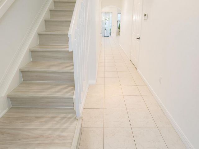 Home for rent at 1019 W Longport Circle 5b - photo 6803651