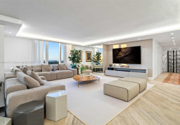 Apartment #1432 at Roney Palace