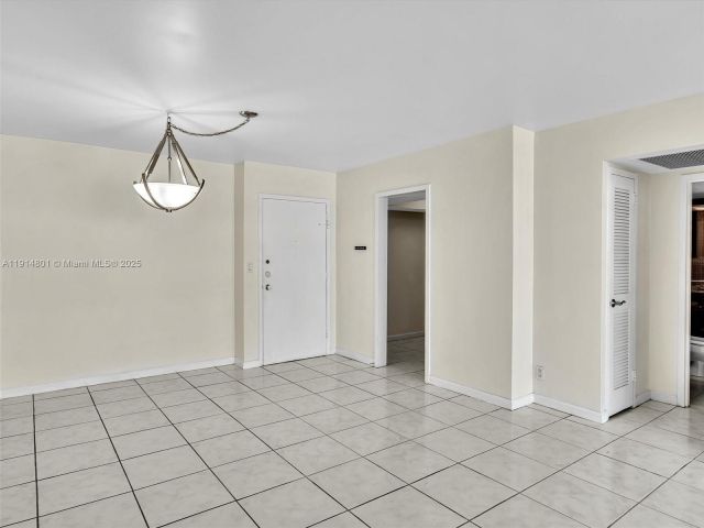 Apartment for sale  Unit #2024 - photo 6805901