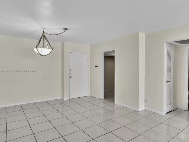 2-bedroom condo for sale in Hallandale Beach - 2030 S Ocean Dr 2024 - MondialRealty