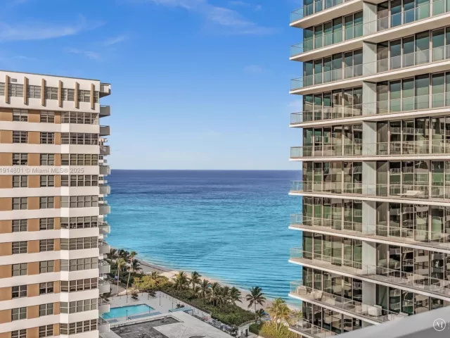 2-bedroom condo for sale in Hallandale Beach - 2030 S Ocean Dr 2024 - MondialRealty
