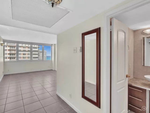 2-bedroom condo for sale in Hallandale Beach - 2030 S Ocean Dr 2024 - MondialRealty
