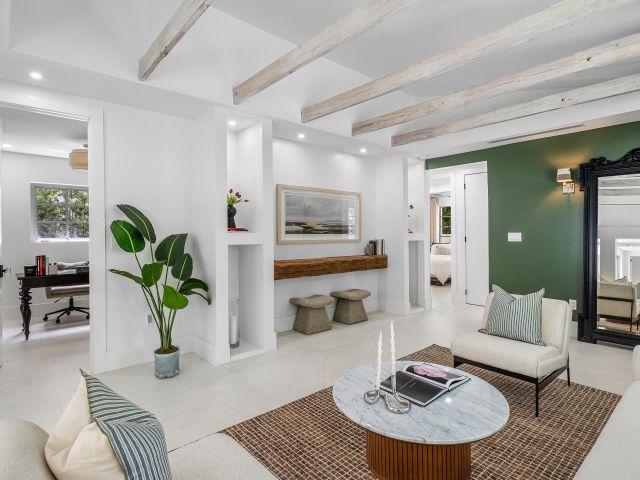 Home for rent at 2330 Lake Avenue 2330 - photo 6814015