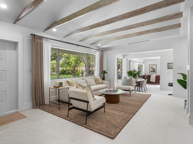 Home for rent at 2330 Lake Avenue 2330 - photo 6814017