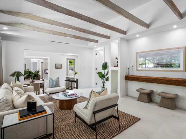 Home for rent at 2330 Lake Avenue 2330 - photo 6814021