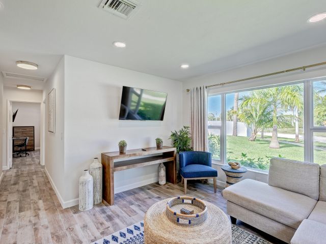 Home for sale at 385 Hunter Street - photo 6808619