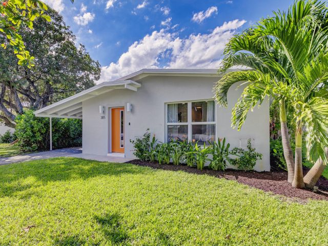 Home for sale at 385 Hunter Street - photo 6808631