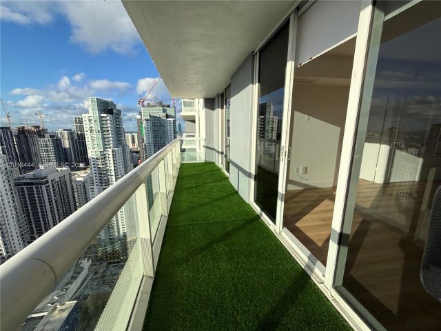 Apartment for sale  Unit #4807 - photo 7444303