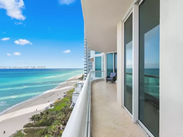 2-bedroom condo for sale in Sunny Isles Beach - 16047 Collins Ave 1202 - MondialRealty