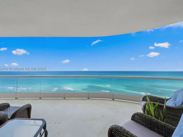 2-bedroom condo for sale in Sunny Isles Beach - 16047 Collins Ave 1202 - MondialRealty