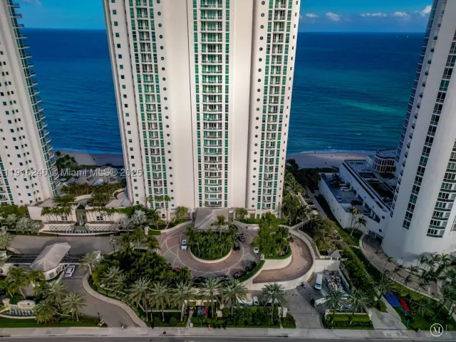 2-bedroom condo for sale in Sunny Isles Beach - 16047 Collins Ave 1202 - MondialRealty