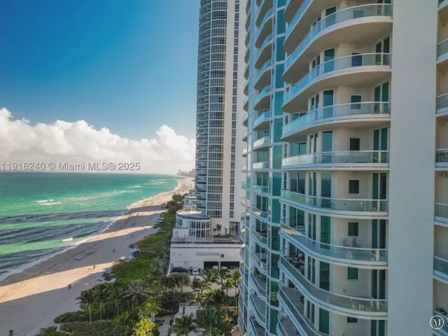 2-bedroom condo for sale in Sunny Isles Beach - 16047 Collins Ave 1202 - MondialRealty