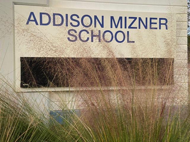 Home for rent at 1300 SW 13th Street - photo 6809327