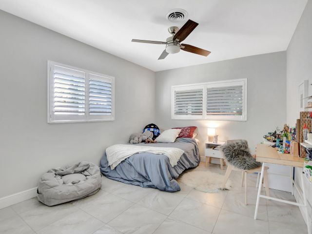 Home for rent at 1300 SW 13th Street - photo 6809339