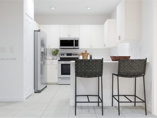 3-bedroom home for sale in Homestead - 2705 SE 25 AVE - MondialRealty