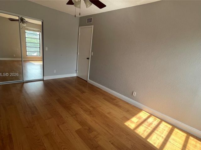 Home for rent at 9113 Limetree Ln 170 - photo 7453815