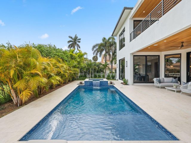 Home for sale at 1041 Lewis Cove - photo 6822393